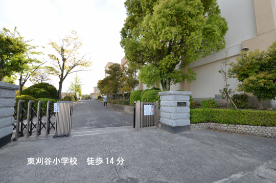 東刈谷小学校のコピー