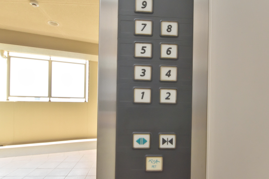 エルグランデ高松公園のエレベーターボタン